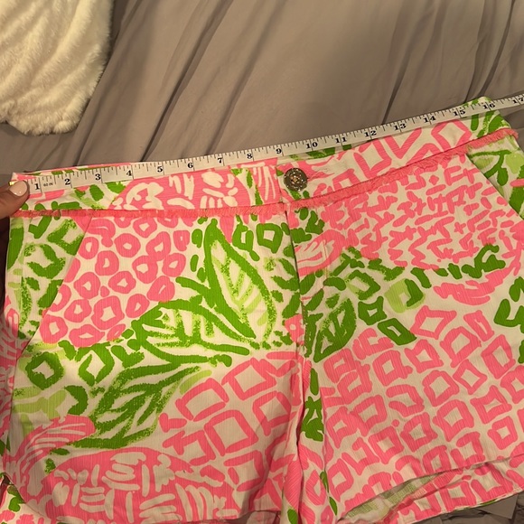 NWOT Lilly Pulitzer Shorts - Picture 4 of 5